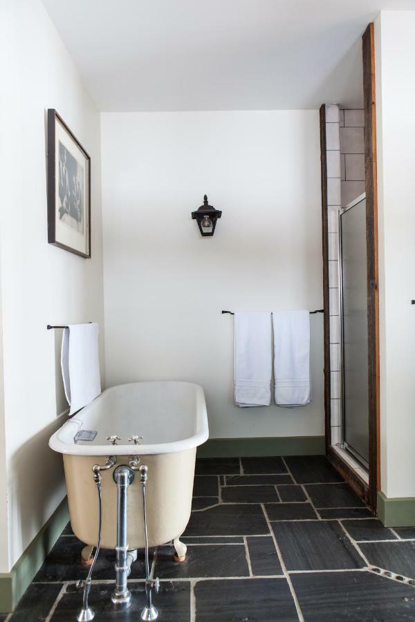 Bed and Breakfast Whitford House And Twin View Barn Addison Exterior foto